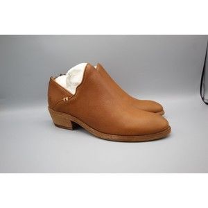 (NIB) FRYE Carson Shootie - Size 6.5 M US 34703589 (Cognac)